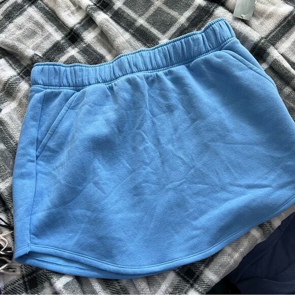 Wild Fable NWT Women's Fleece Mini Skirt NWT - Picture 3 of 4